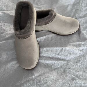 Women’s Merrell Encore Ice 5 NIB